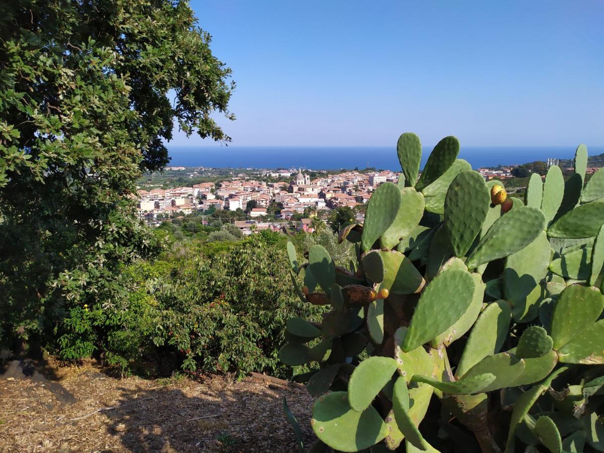 مبيت وإفطار Aci Catena Sotto L'Eremo المظهر الخارجي الصورة